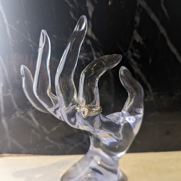 Teardrop Charmed Aroma Silver Ring - Picture 1 of 2